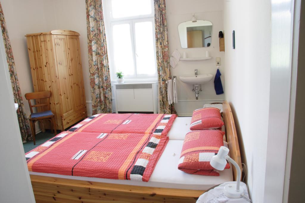Pension Waldheim Freiburg im Breisgau Pokoj fotografie